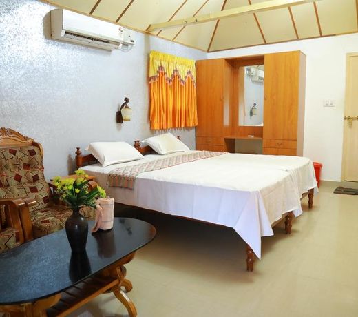 Sajeev Home Stay