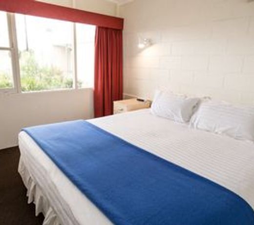 Edgewater Hotel