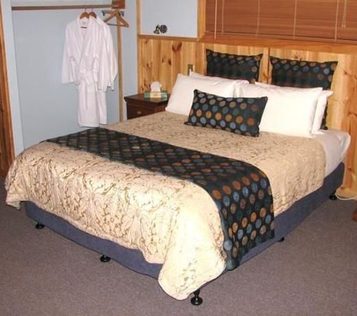 Derwent Bridge Chalets & Studios