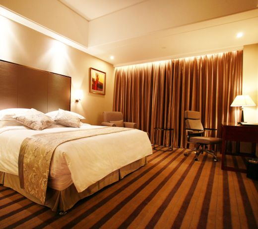 Days Hotel Huanan