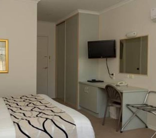 Deniliquin Country Club Motor Inn