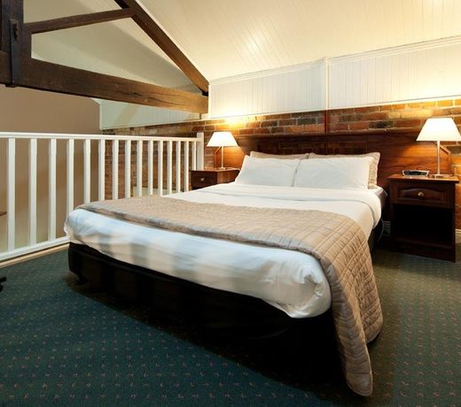 Central Springs Inn