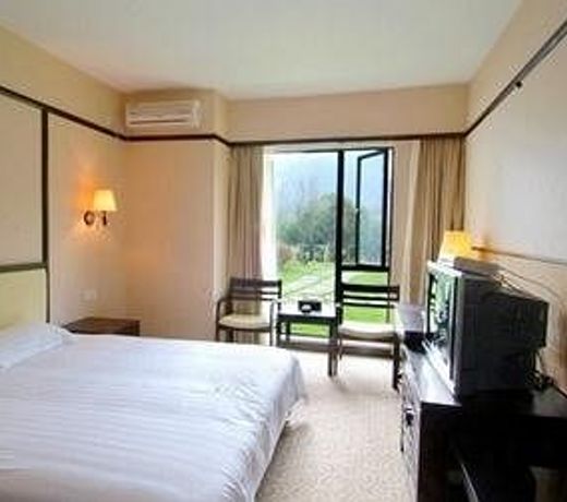 DONG JIANG GOLF RESORT