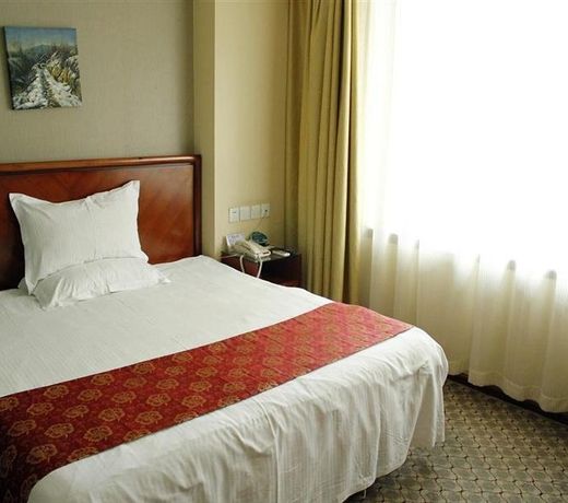 Green Tree Inn Guiyang Xiaoshizi