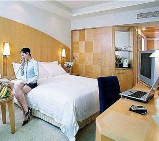 voco Wuhan Xinhua, an IHG Hotel