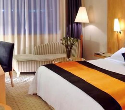 voco Wuhan Xinhua, an IHG Hotel