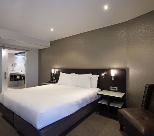 Hilton Darwin