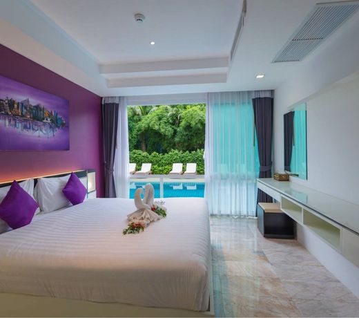 Phuket Seaview Resotel