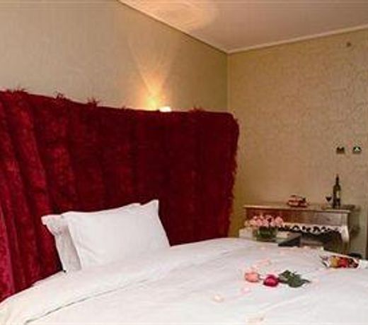 Golden Ocean-Star Hotel