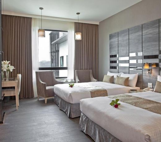 Renyi Lake Hotel