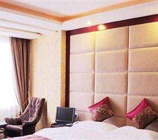 Leshan Golden Taoyuan Hotel