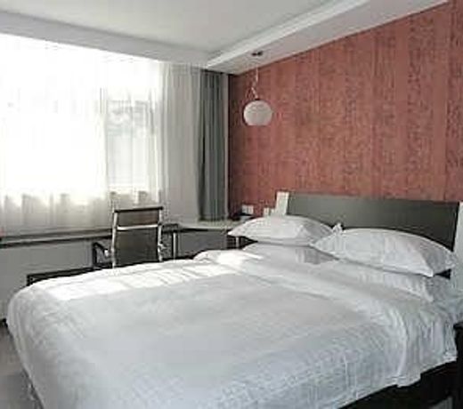 Fairyland Hotel Dongfeng Plaza