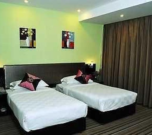 MERCURE HYDRO MAJESTIC