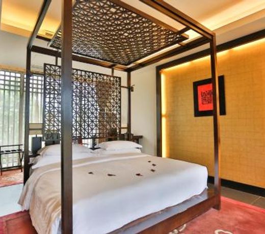 Banyan Tree Lijiang