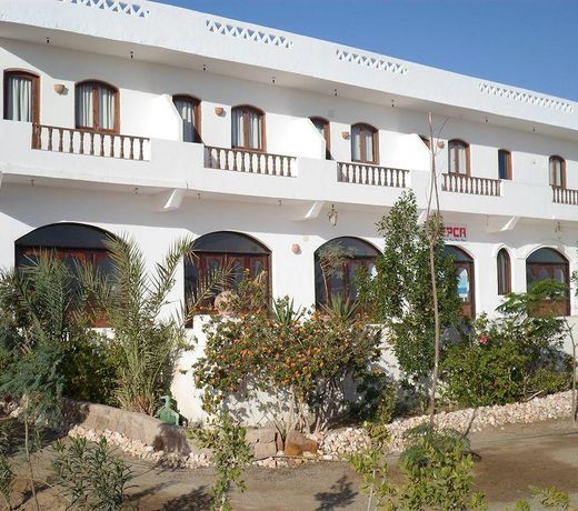 Rayhana Guest House
