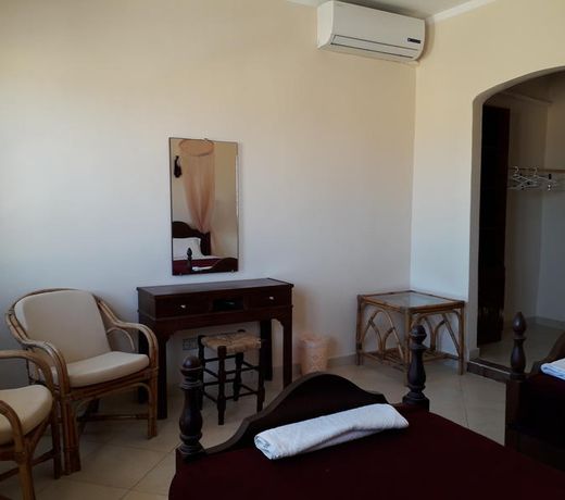 Rayhana Guest House