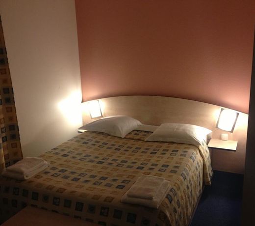 Cesar Hotel
