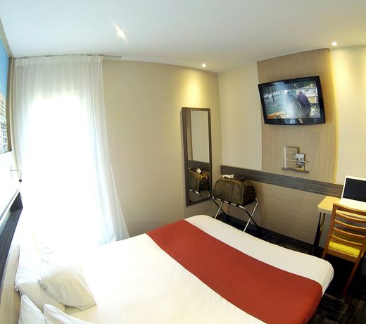 greet Hotel Marseille Provence Aeroport