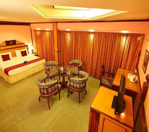 OYO 1039 Hotel The Surya