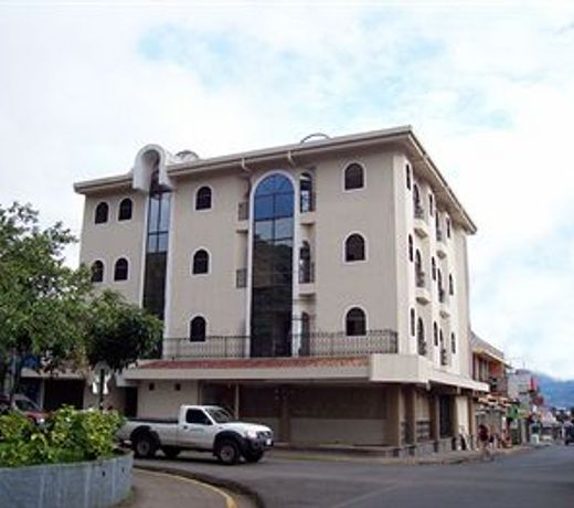 Alajuela Backpackers Airport Hostel