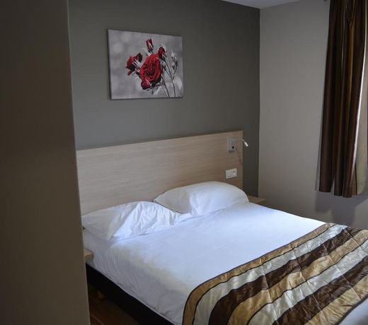 B&B HOTEL BollÃ¨ne