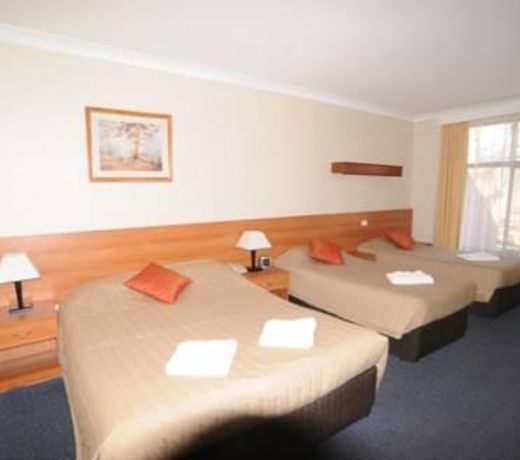 Amber Court Motor Inn