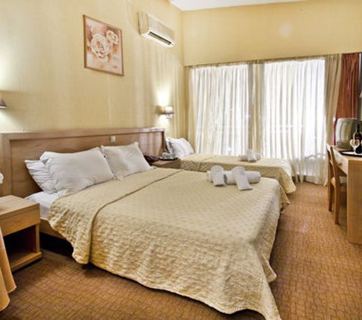 Prime Isthmus Hotel