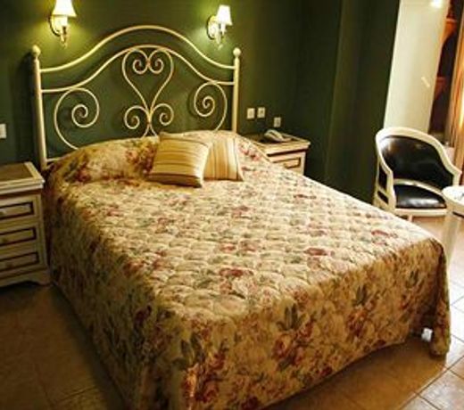 Hotel Dryades and Spa