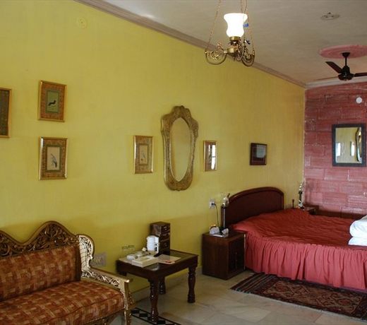 WelcomHeritage Grace Hotel