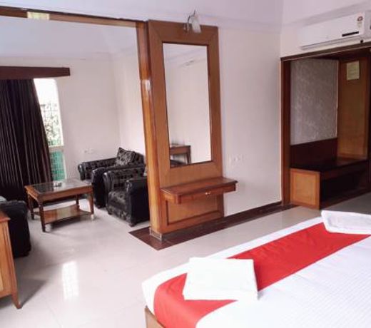 Hotel Chetan International
