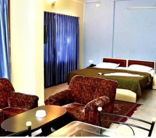 OYO 4606 Hotel Maple Green Suites