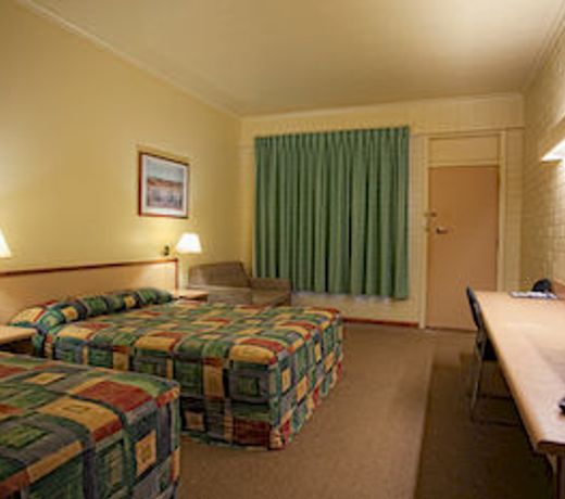 Opal Inn Hotel, Motel, Caravan Park