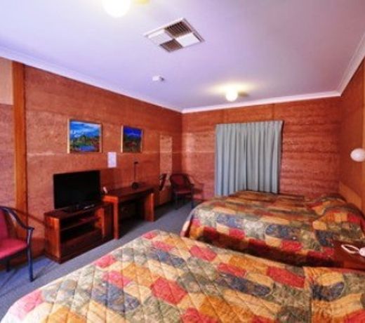 Mud Hut Motel
