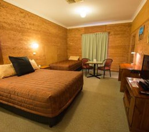 Mud Hut Motel
