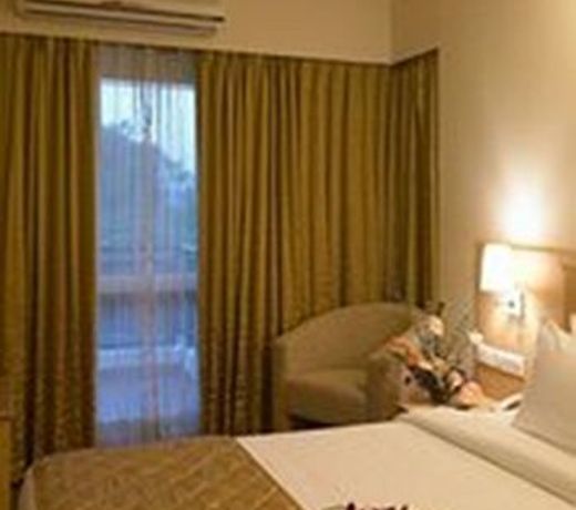 Royal Orchid Golden Suites Pune