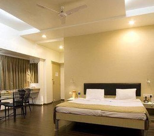 MY Bizz Hotel Sapna