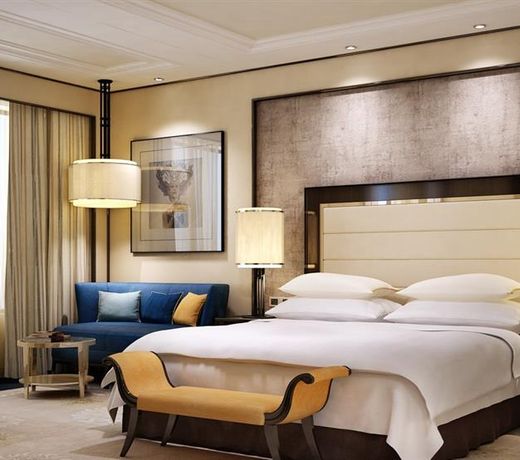 Sheraton Grand Pune Bund Garden Hotel