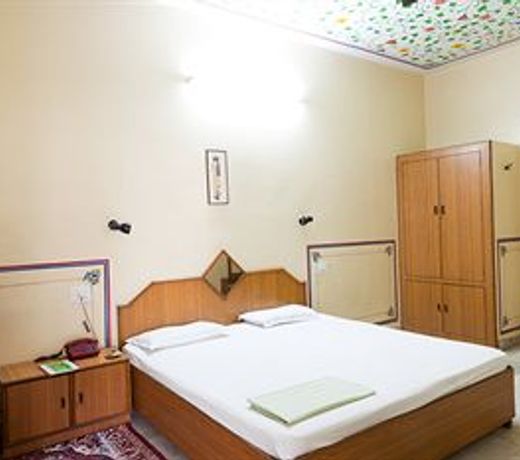 Bani Park Hotel