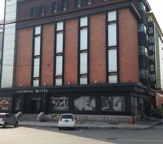 Olympia Hotel