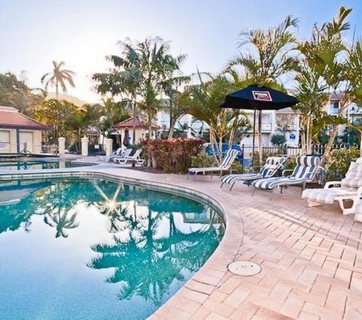Aqualuna Beach Resort
