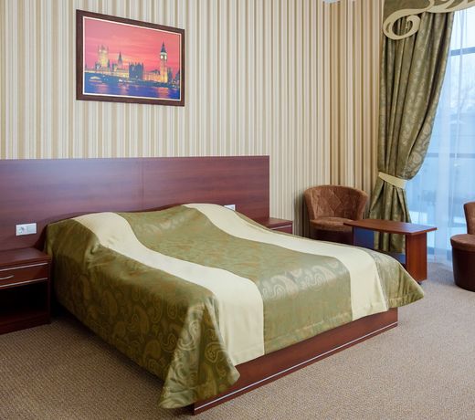 Royal Hotel