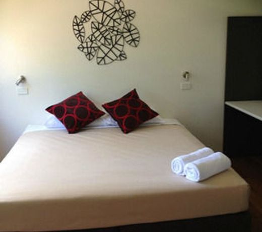 Paradise Palms Resort