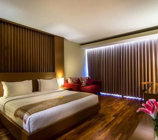 Seminyak Square Hotel