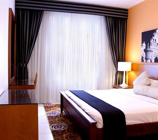 Golden Sands Hotel Apartments