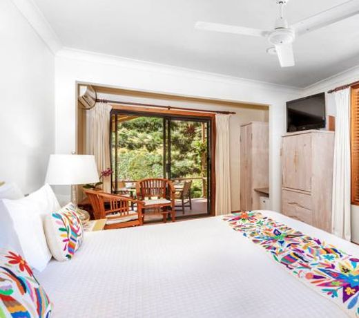 Sensom Luxury Boutique Bed and Breakfast