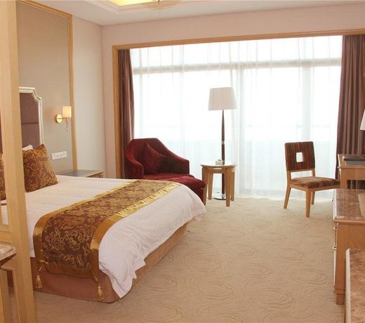 The Farrington Hotel