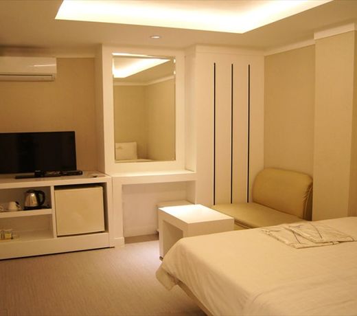 Princess Hotel