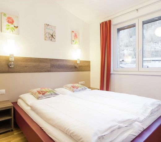 Spacious Villa in Zell am See near Ski Area