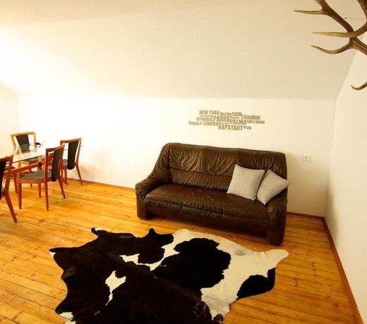 FERIENWOHNUNG SCHLOSS PESENBACH