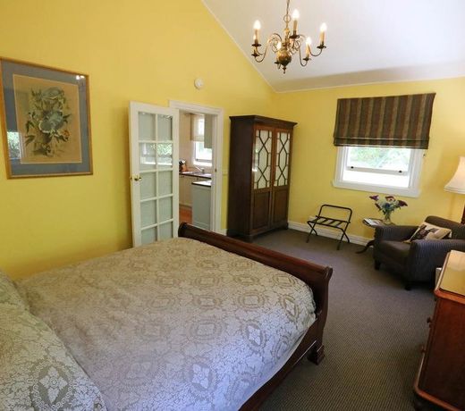 Mirkwood Forest Self-contained Spa Cottages